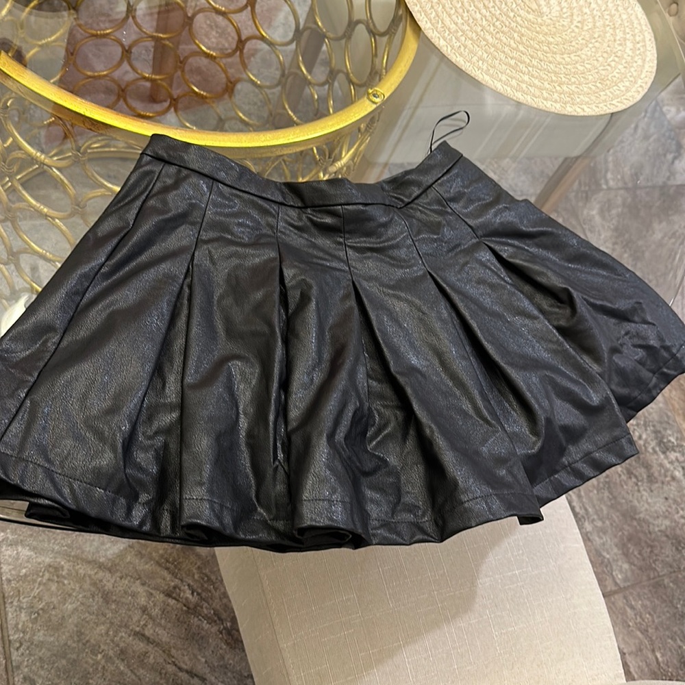 Amanda Uprichard Black Faux Leather Pleated Mini Skirt